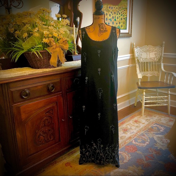 Formal Gown - Picture 2 of 6